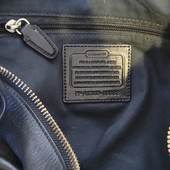 Coach Shoulder Bag - Picture 5 of 5